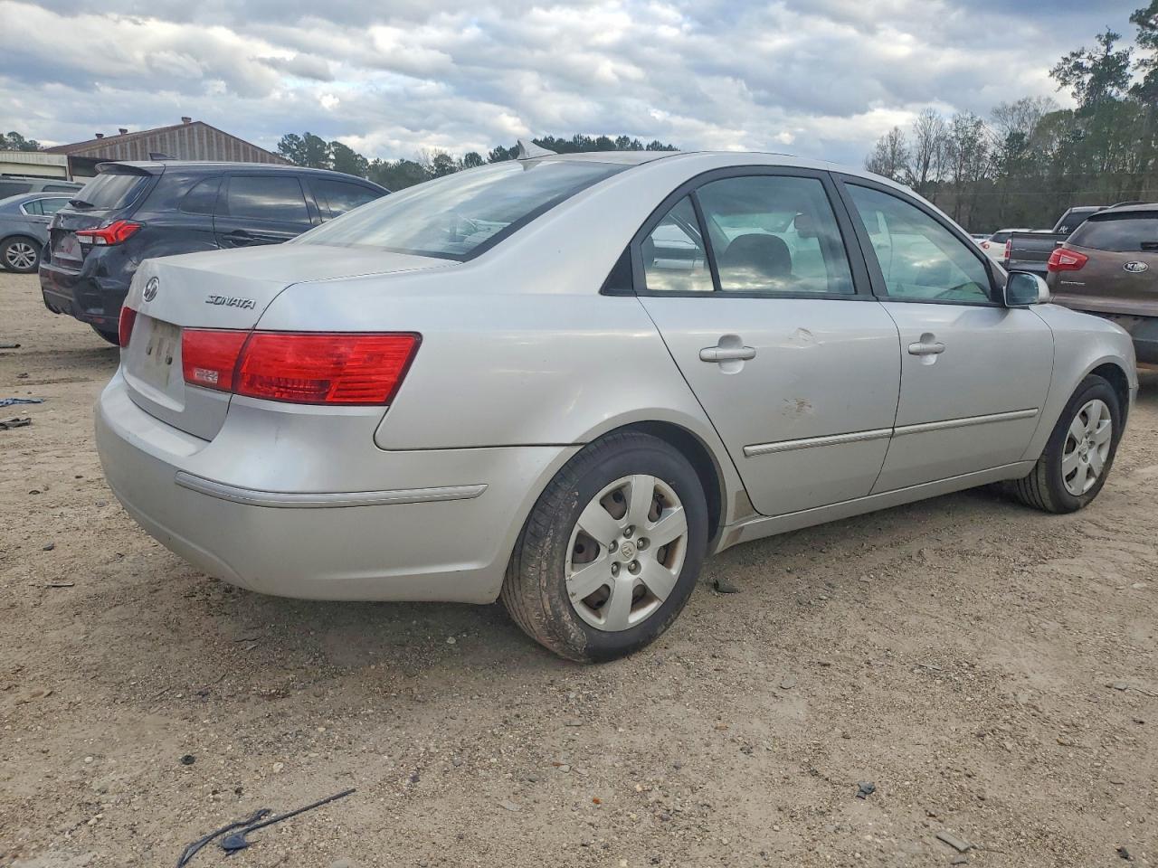 2009 HYUNDAI SONATA