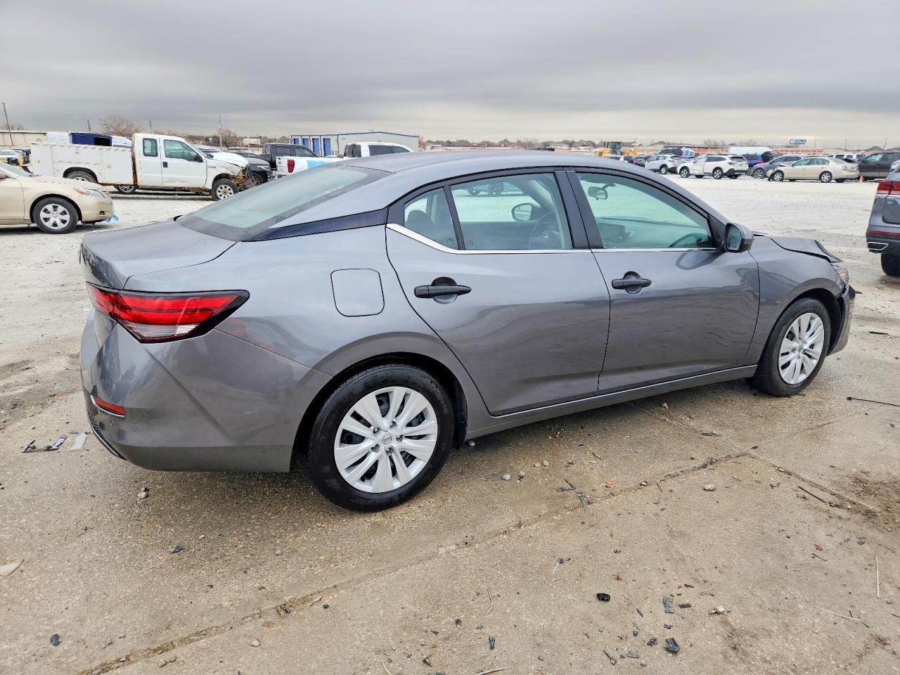 2024 NISSAN SENTRA