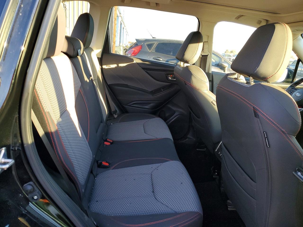 2023 SUBARU FORESTER