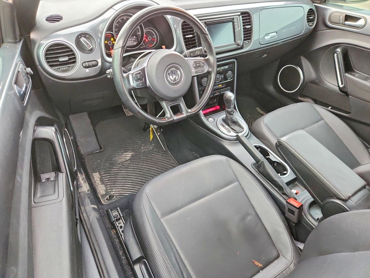 2019 VOLKSWAGEN Beetle