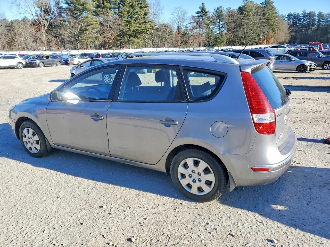 2011 HYUNDAI ELANTRA