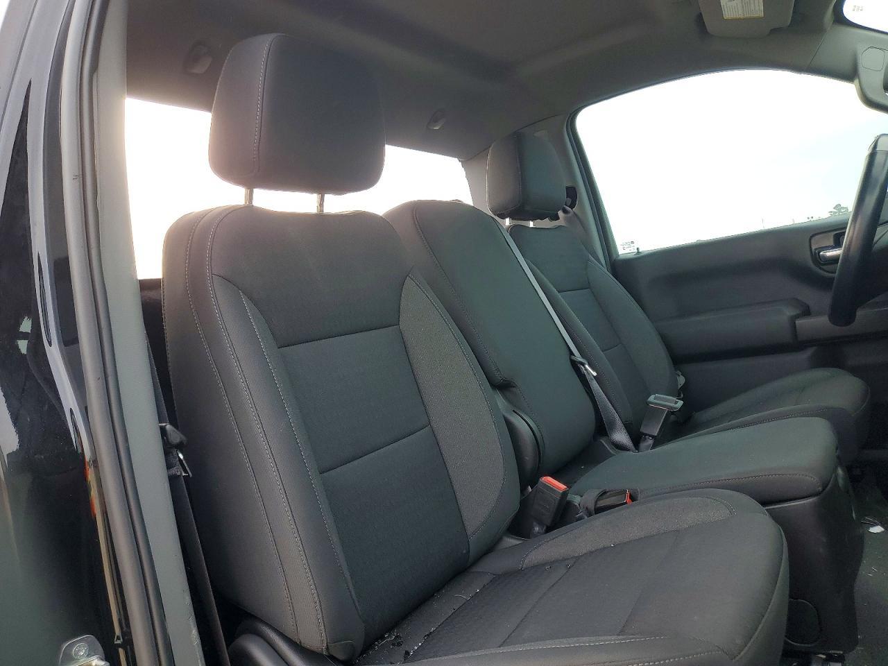 2024 GMC Sierra