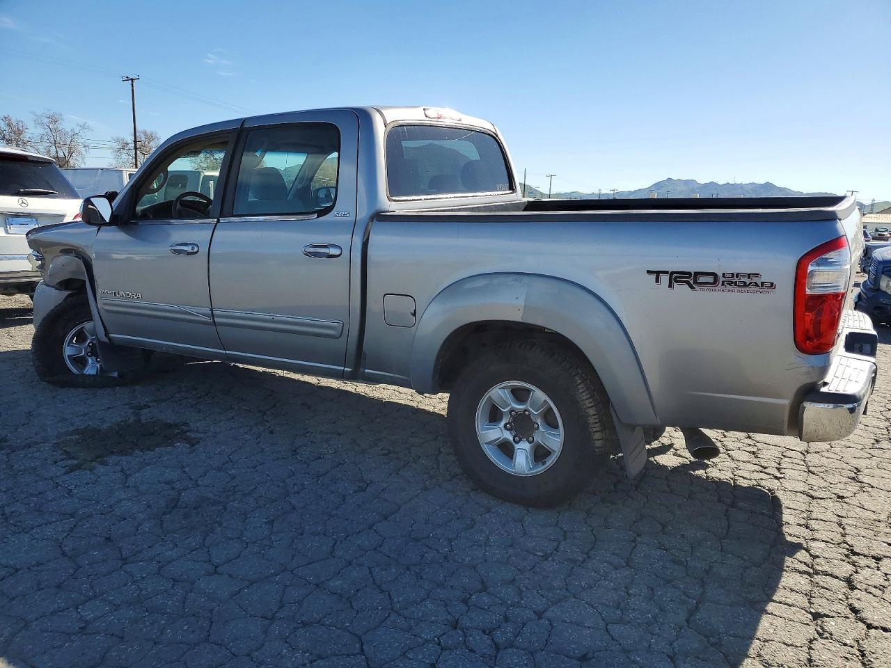 2005 TOYOTA TUNDRA