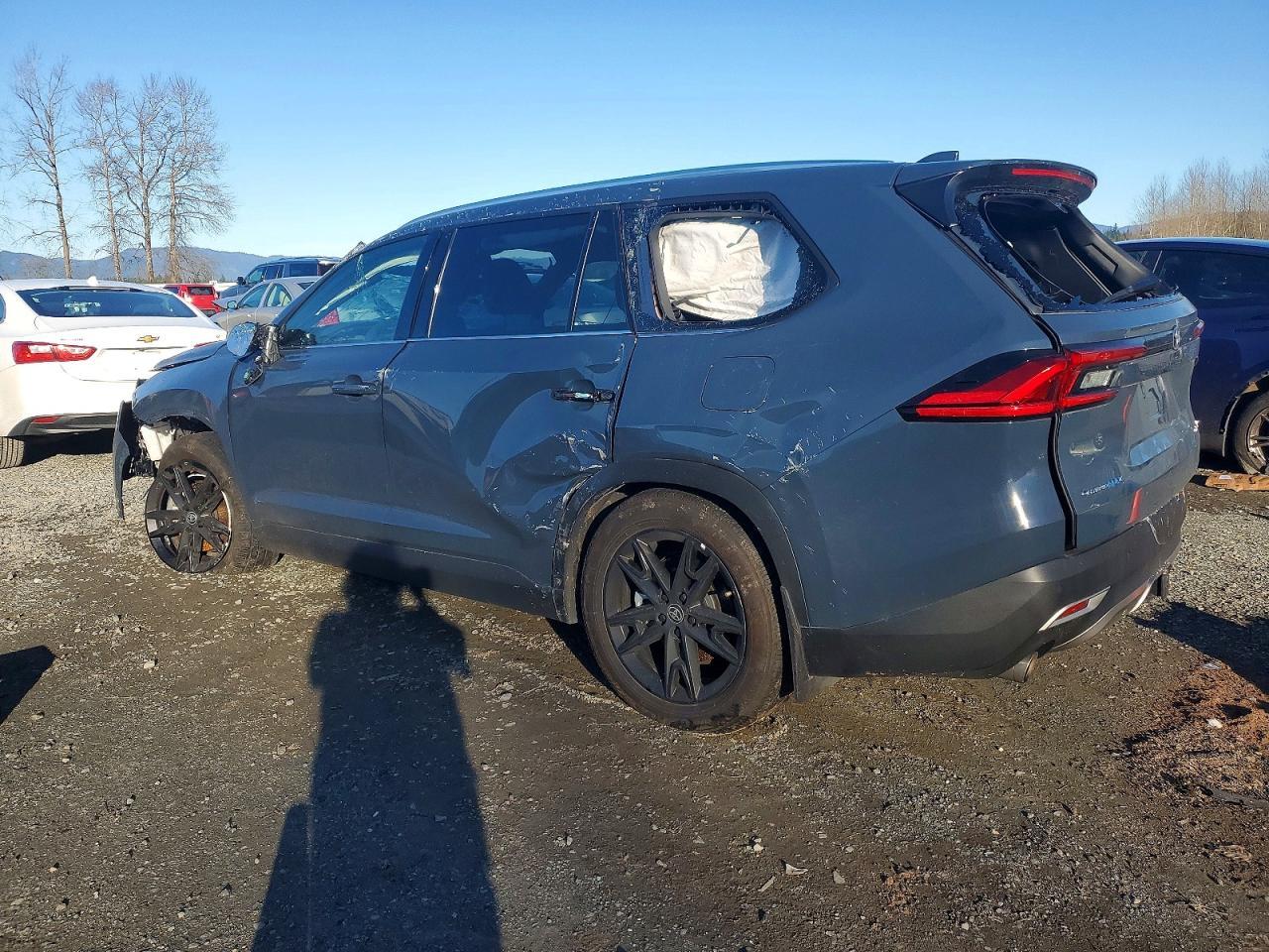2024 TOYOTA HIGHLANDER