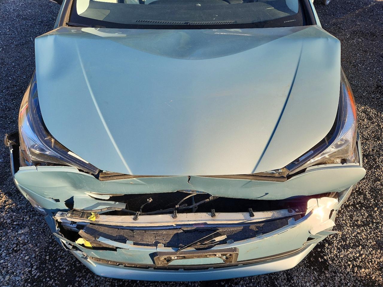 2016 TOYOTA PRIUS