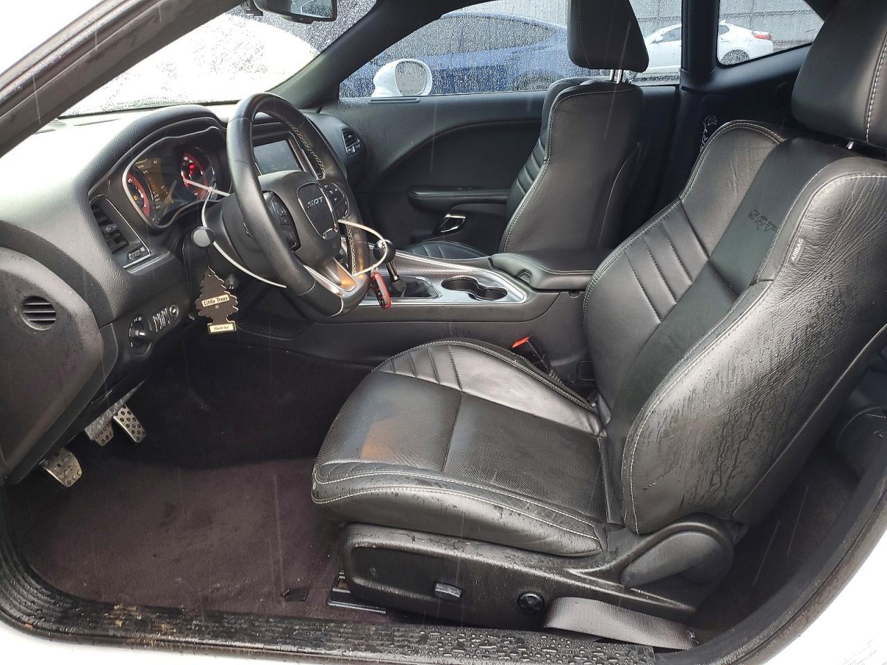 2016 DODGE Challenger