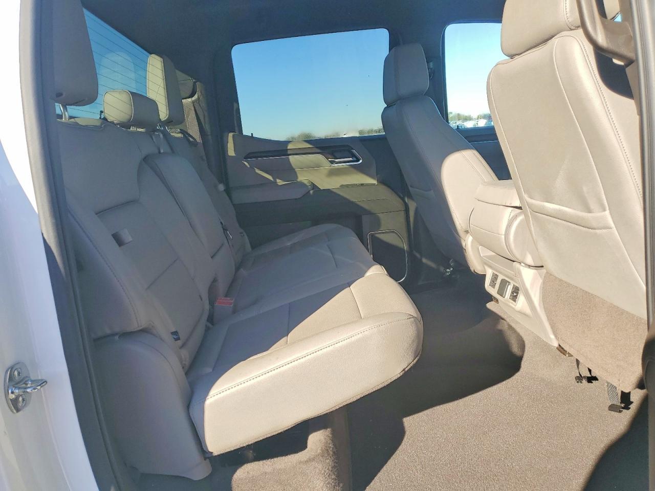 2025 GMC Sierra