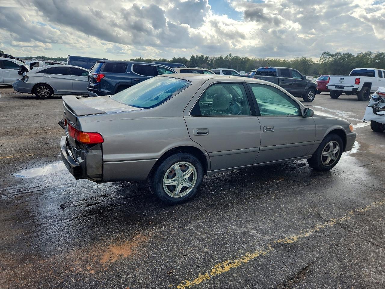 2000 TOYOTA CAMRY