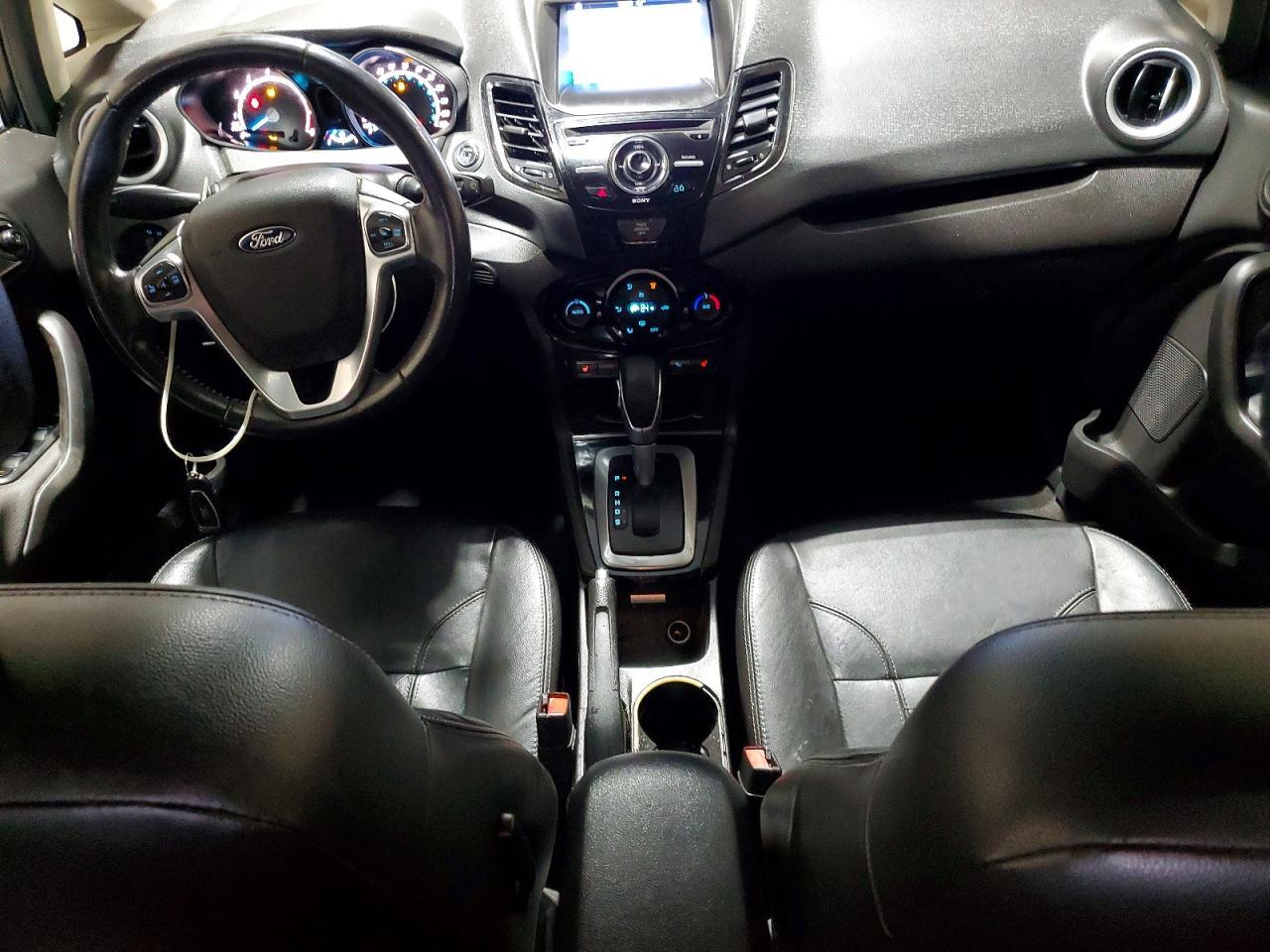 2017 FORD Fiesta
