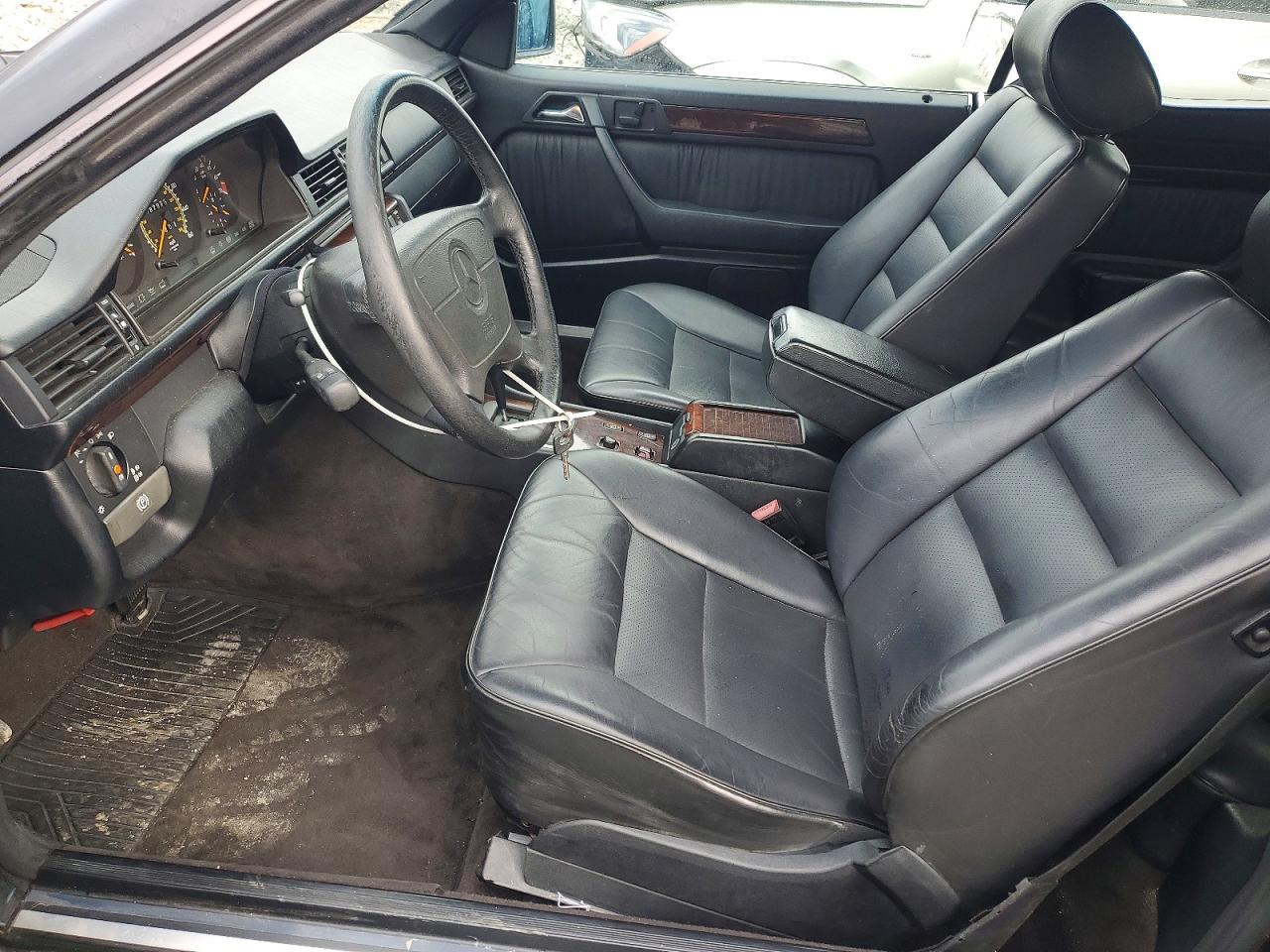 1995 MERCEDES-BENZ E-Class