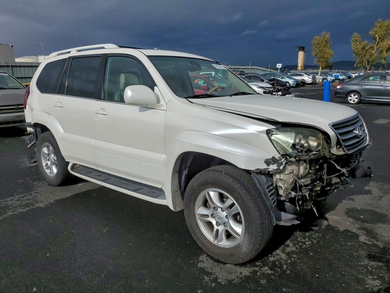 2004 LEXUS Gx 470