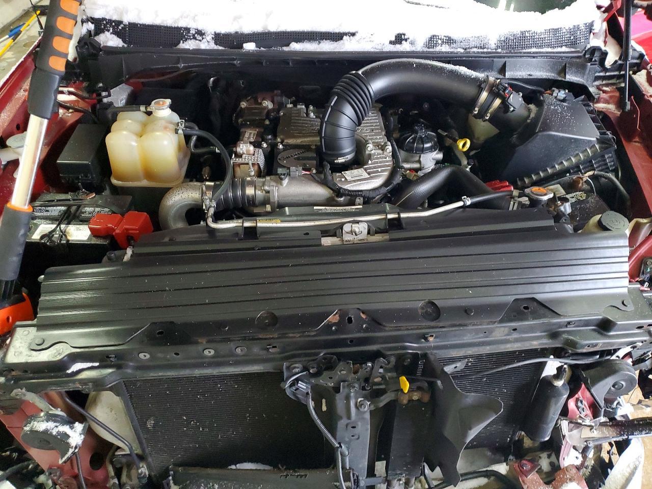 2016 NISSAN Titan