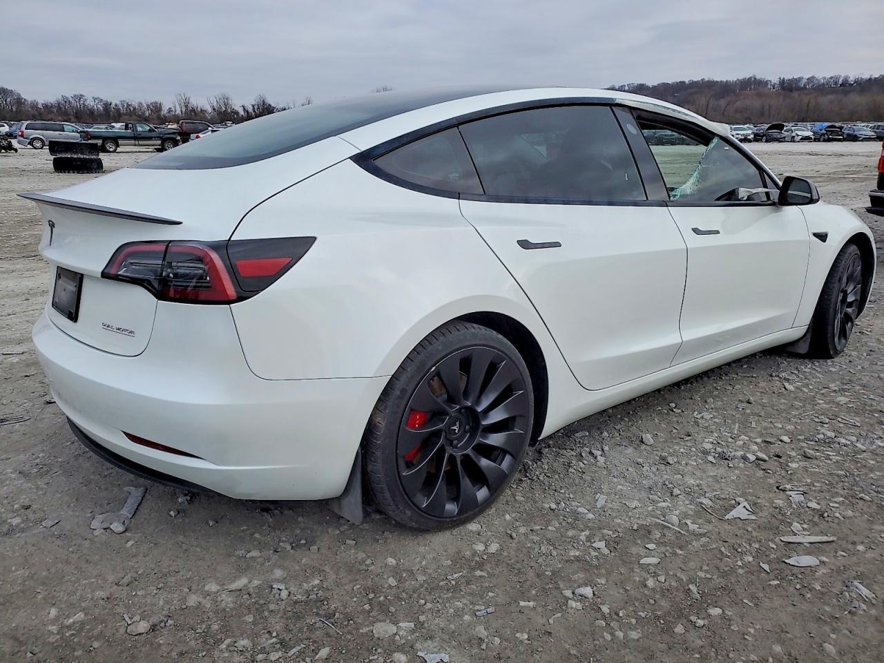 2023 TESLA MODEL 3