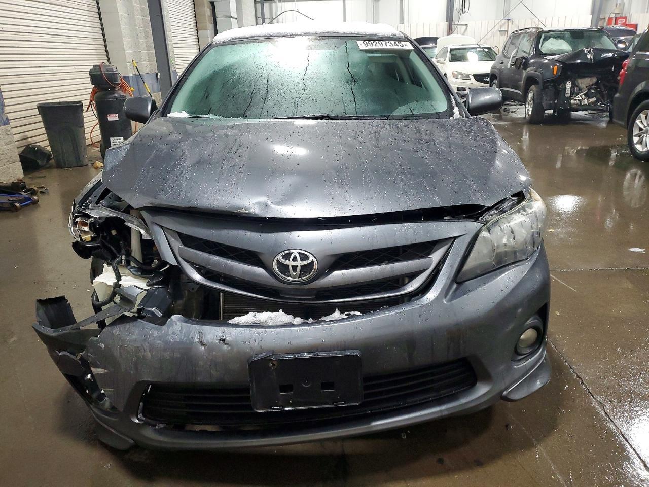 2013 TOYOTA COROLLA
