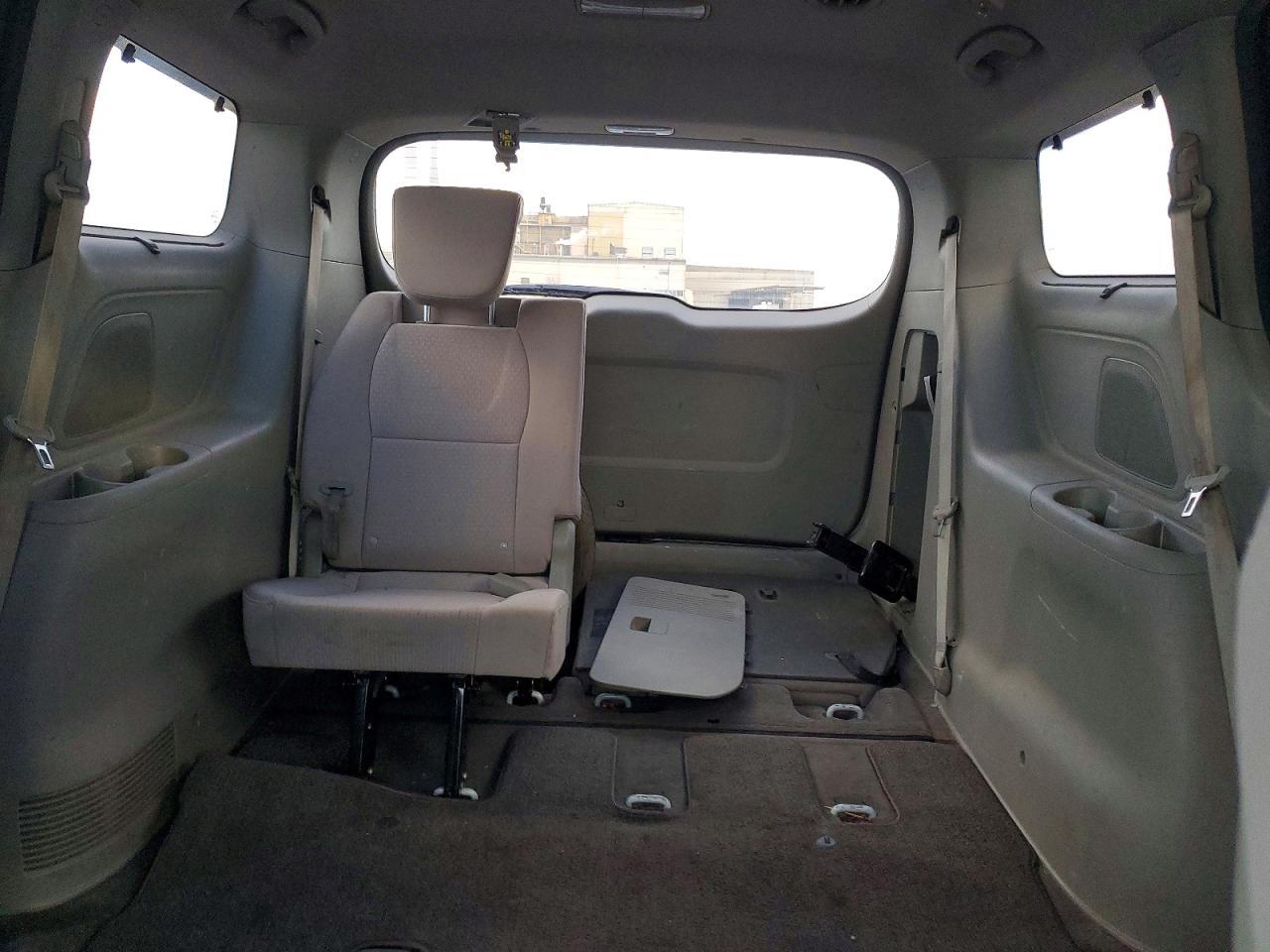 2016 KIA SEDONA