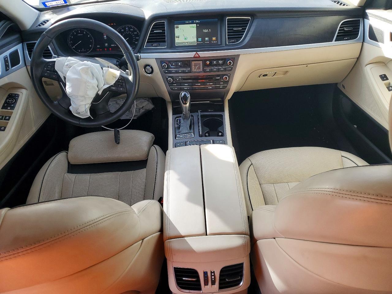 2015 HYUNDAI GENESIS