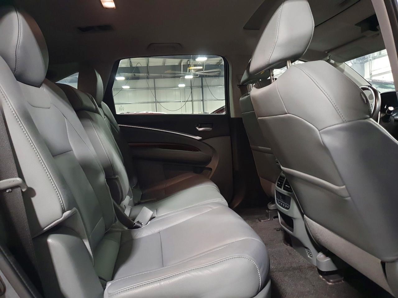 2015 ACURA MDX