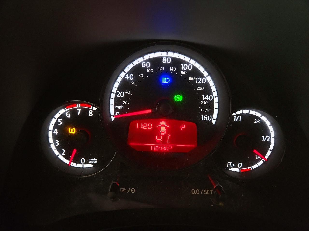 2014 VOLKSWAGEN Beetle
