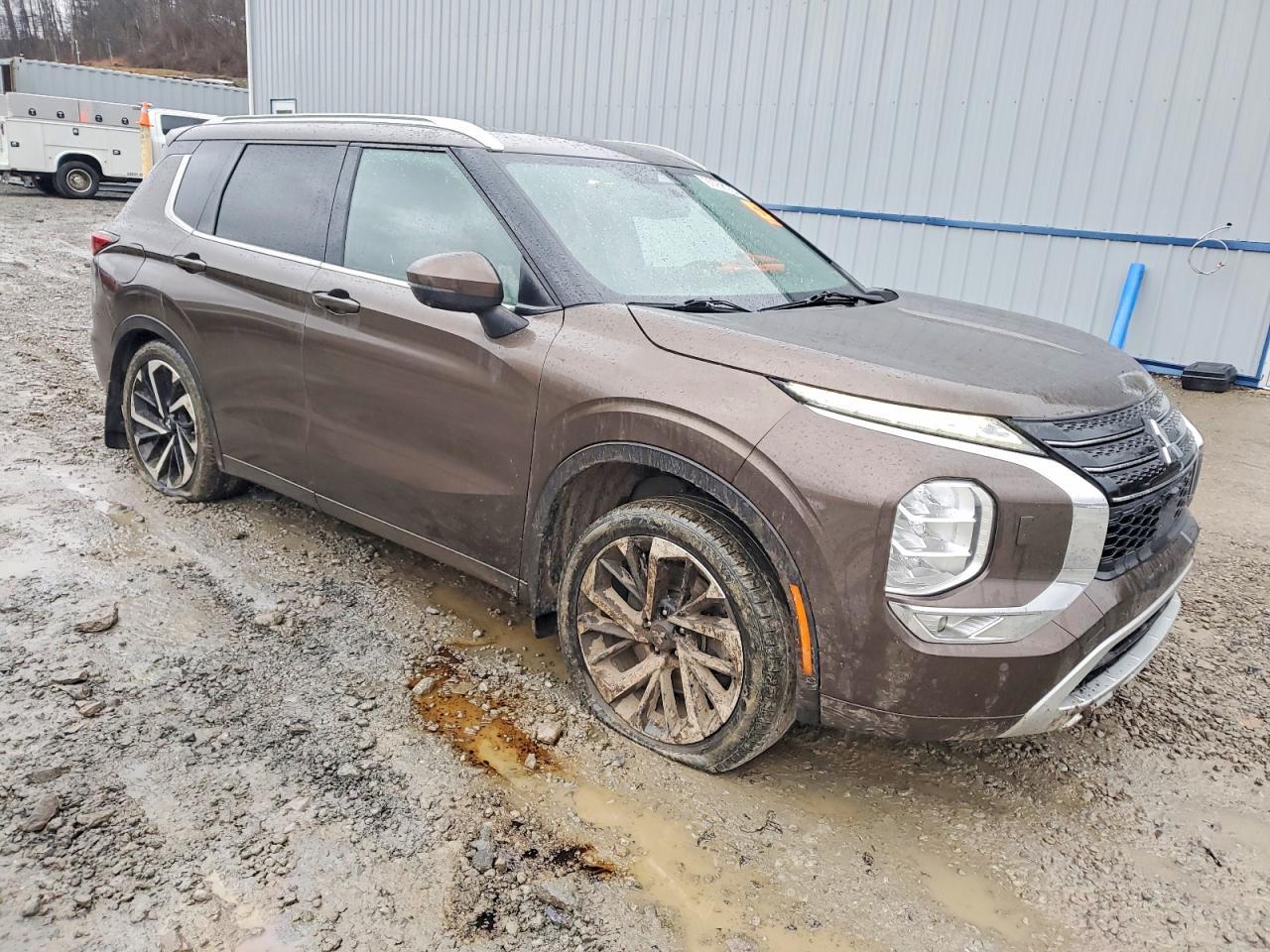 2022 MITSUBISHI outlander