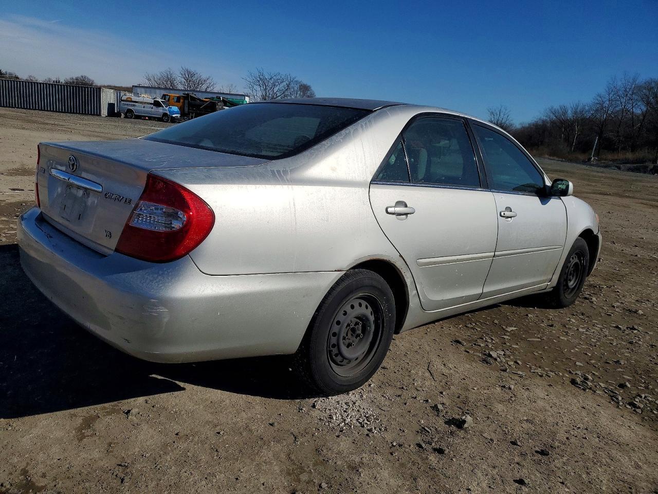 2004 TOYOTA CAMRY