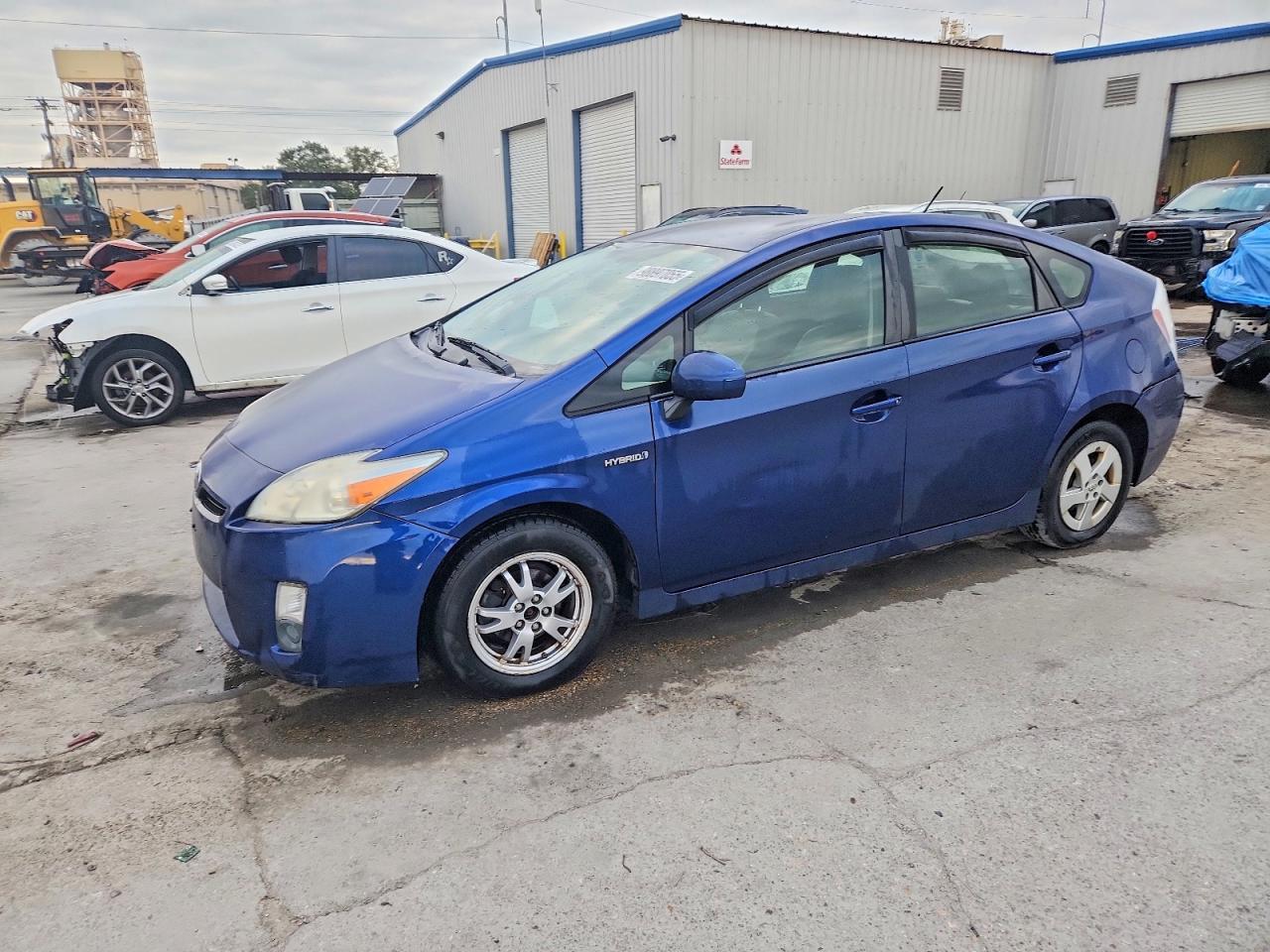 2011 TOYOTA PRIUS
