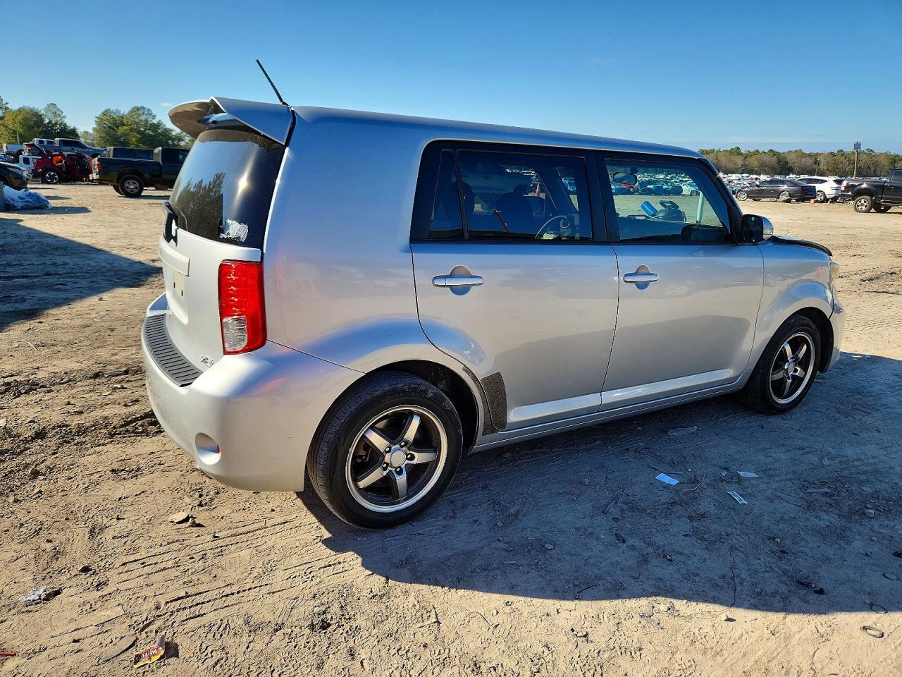 2012 TOYOTA SCION