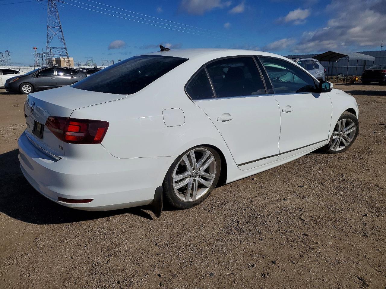 2017 VOLKSWAGEN JETTA