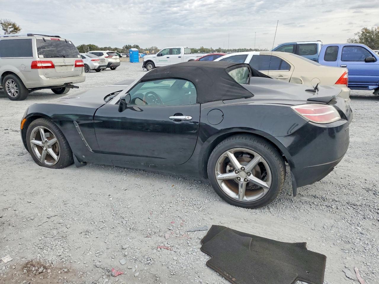 2008 SATURN Sky