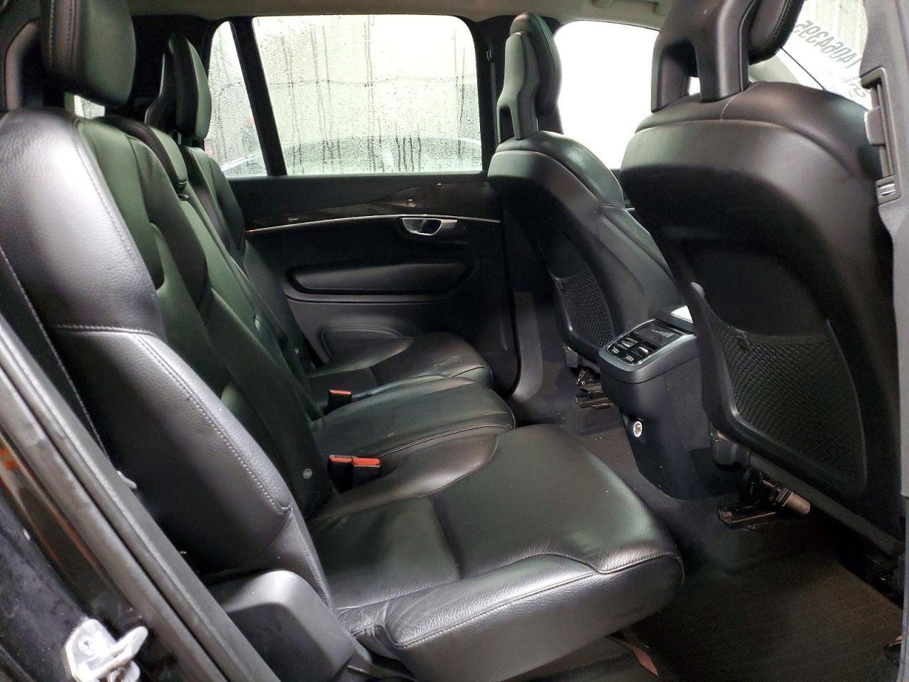 2018 VOLVO XC90