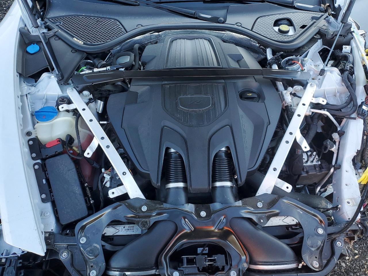 2025 PORSCHE Panamera