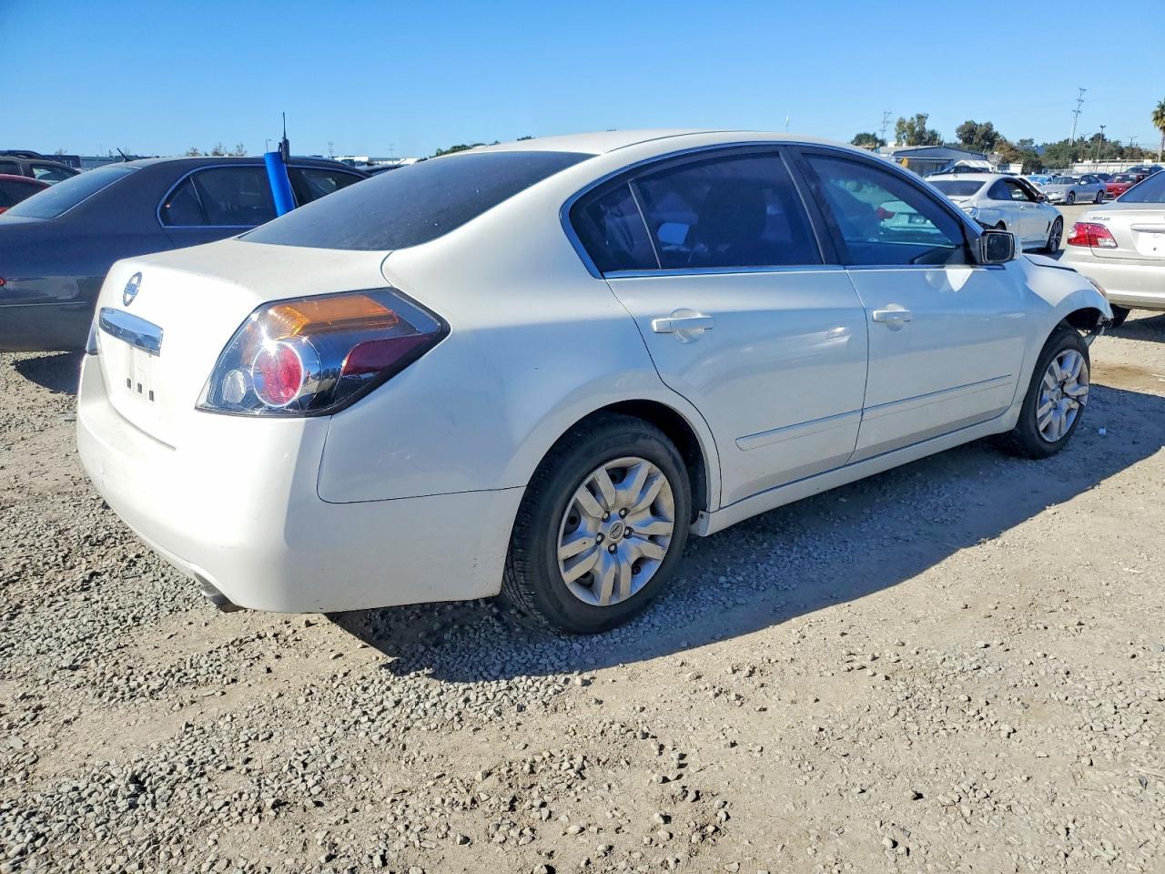 2011 NISSAN ALTIMA