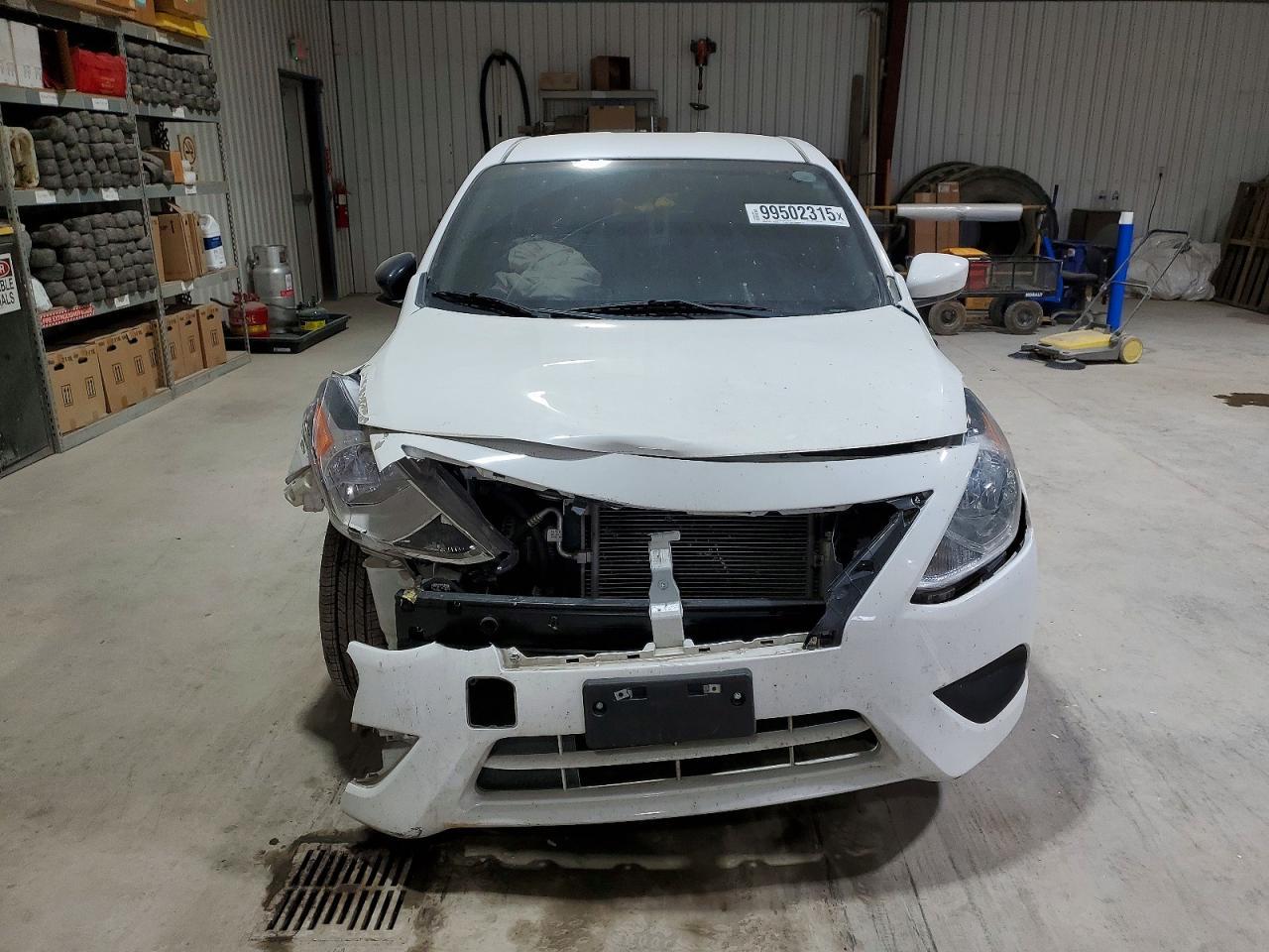 2018 NISSAN VERSA
