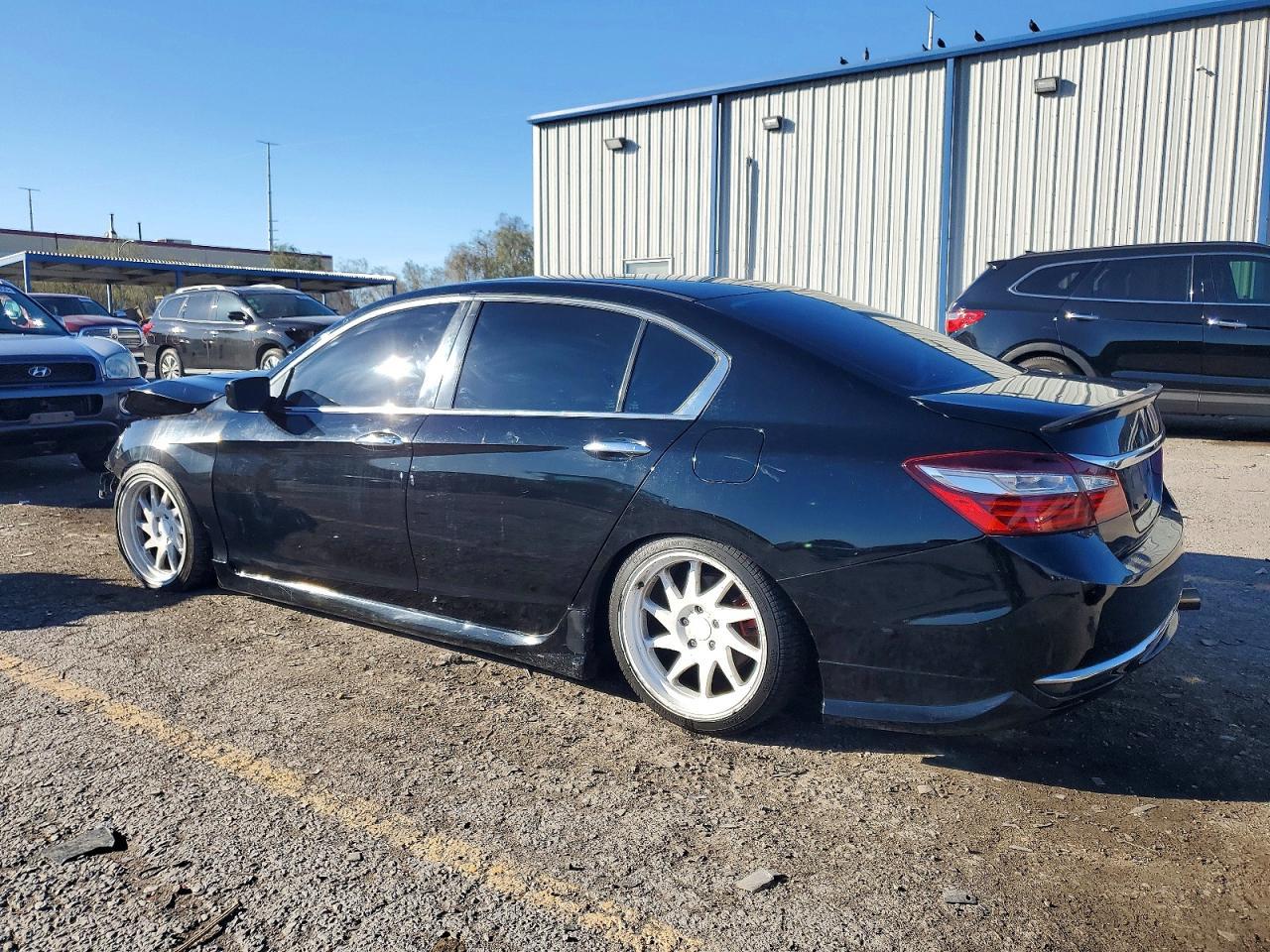 2017 HONDA ACCORD