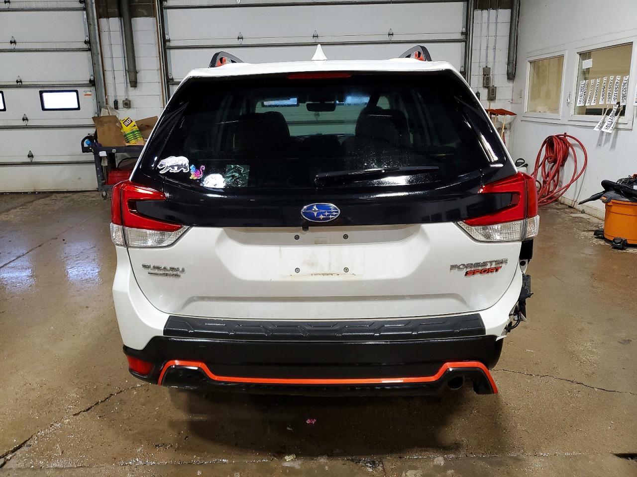 2021 SUBARU FORESTER