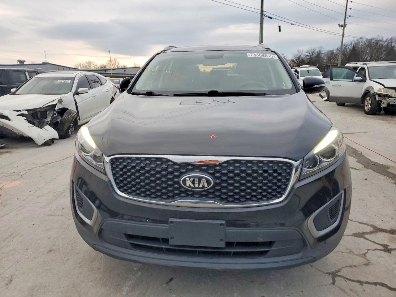 2016 KIA SORENTO