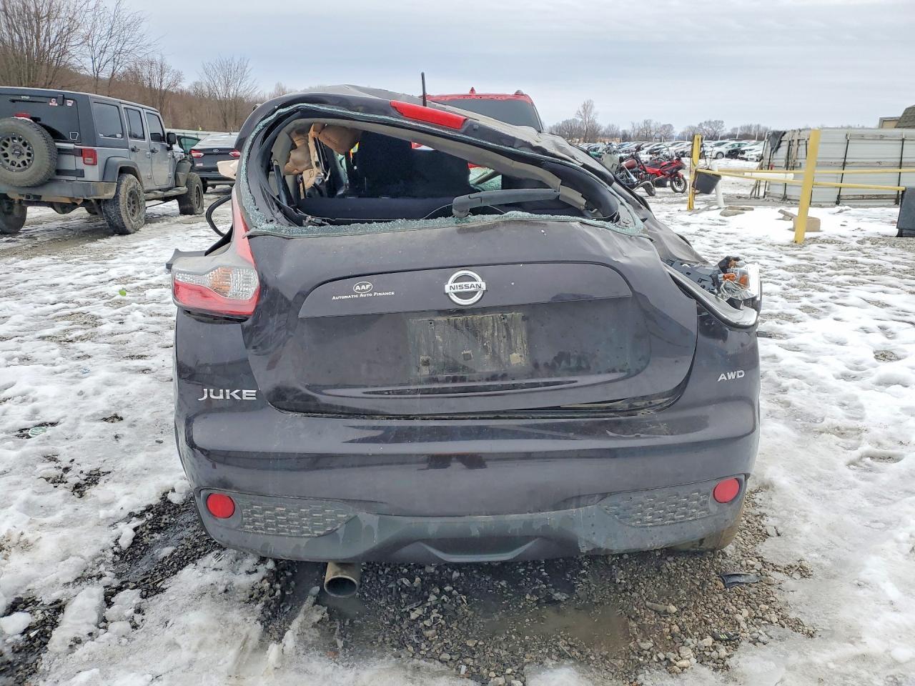 2016 NISSAN Juke