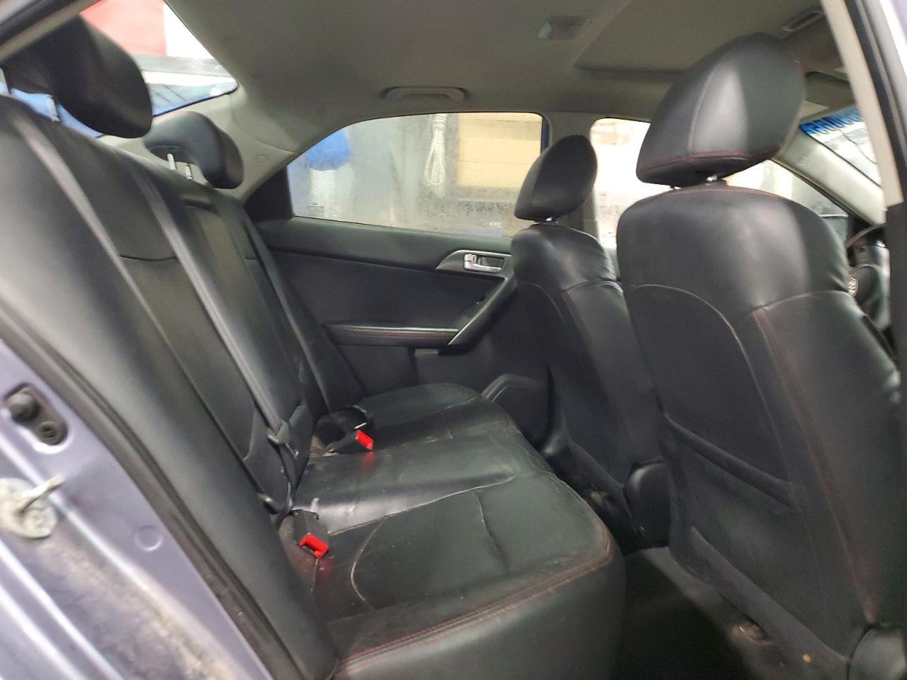 2010 KIA FORTE