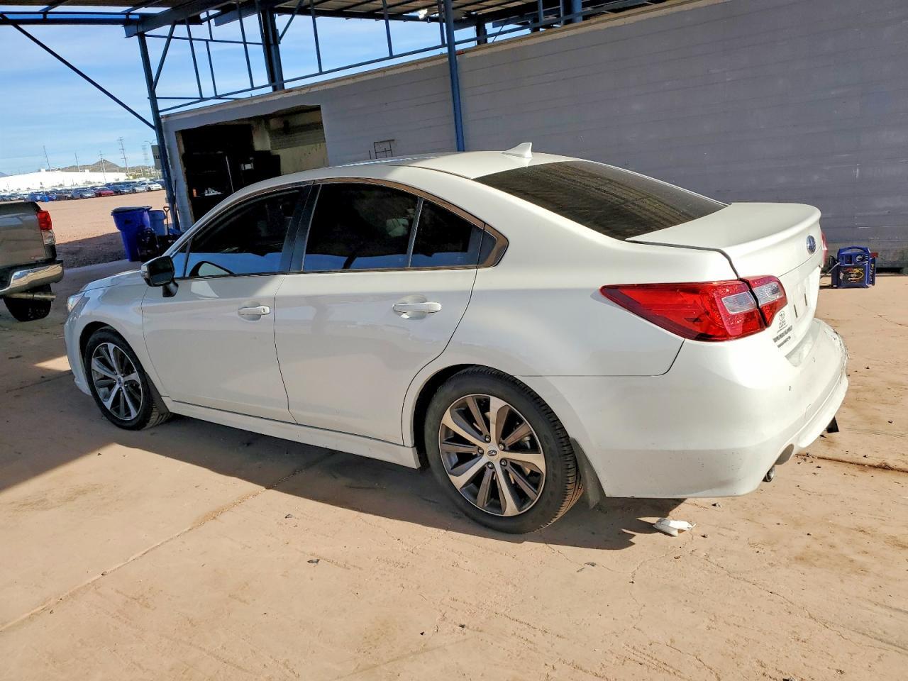 2017 SUBARU Legacy