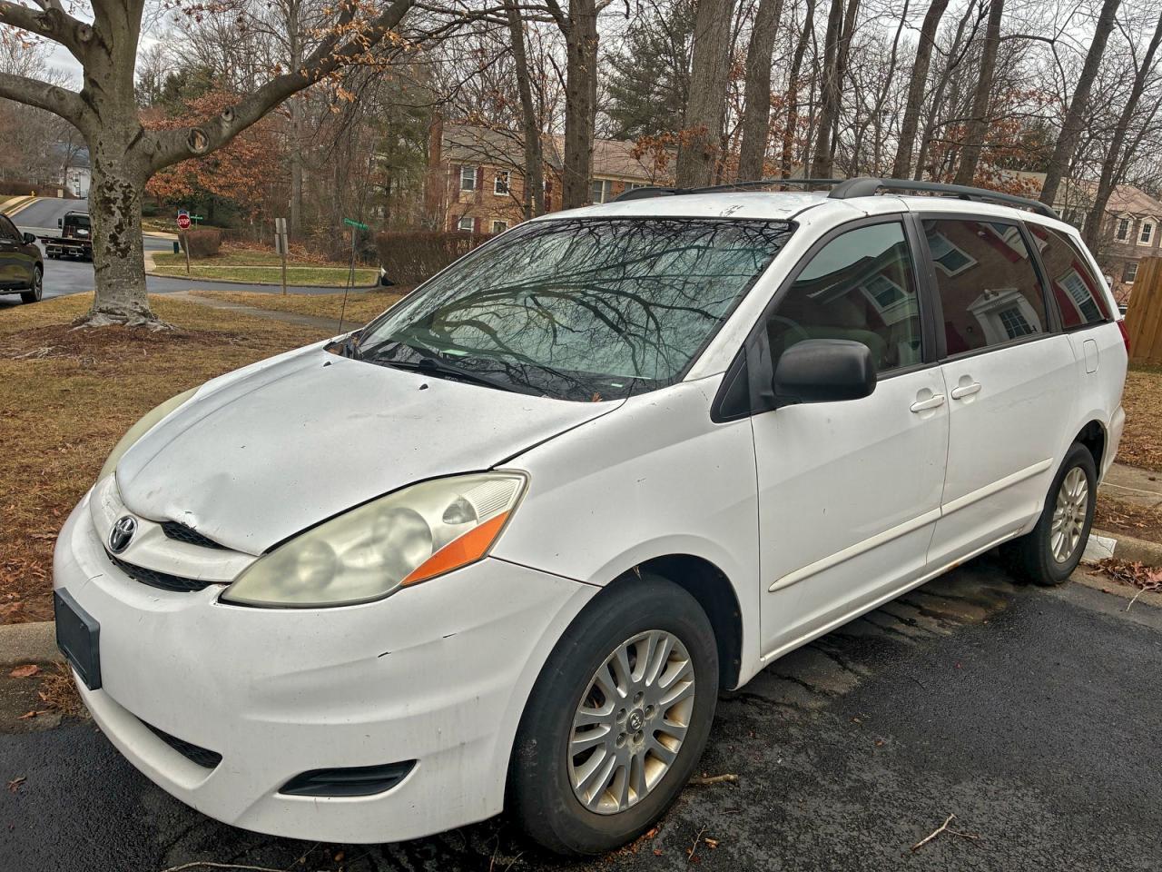 2007 TOYOTA SIENNA