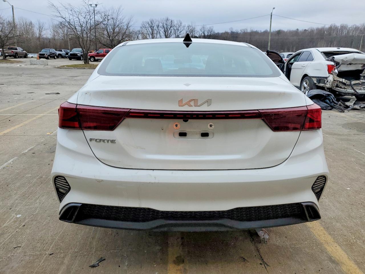 2023 KIA FORTE