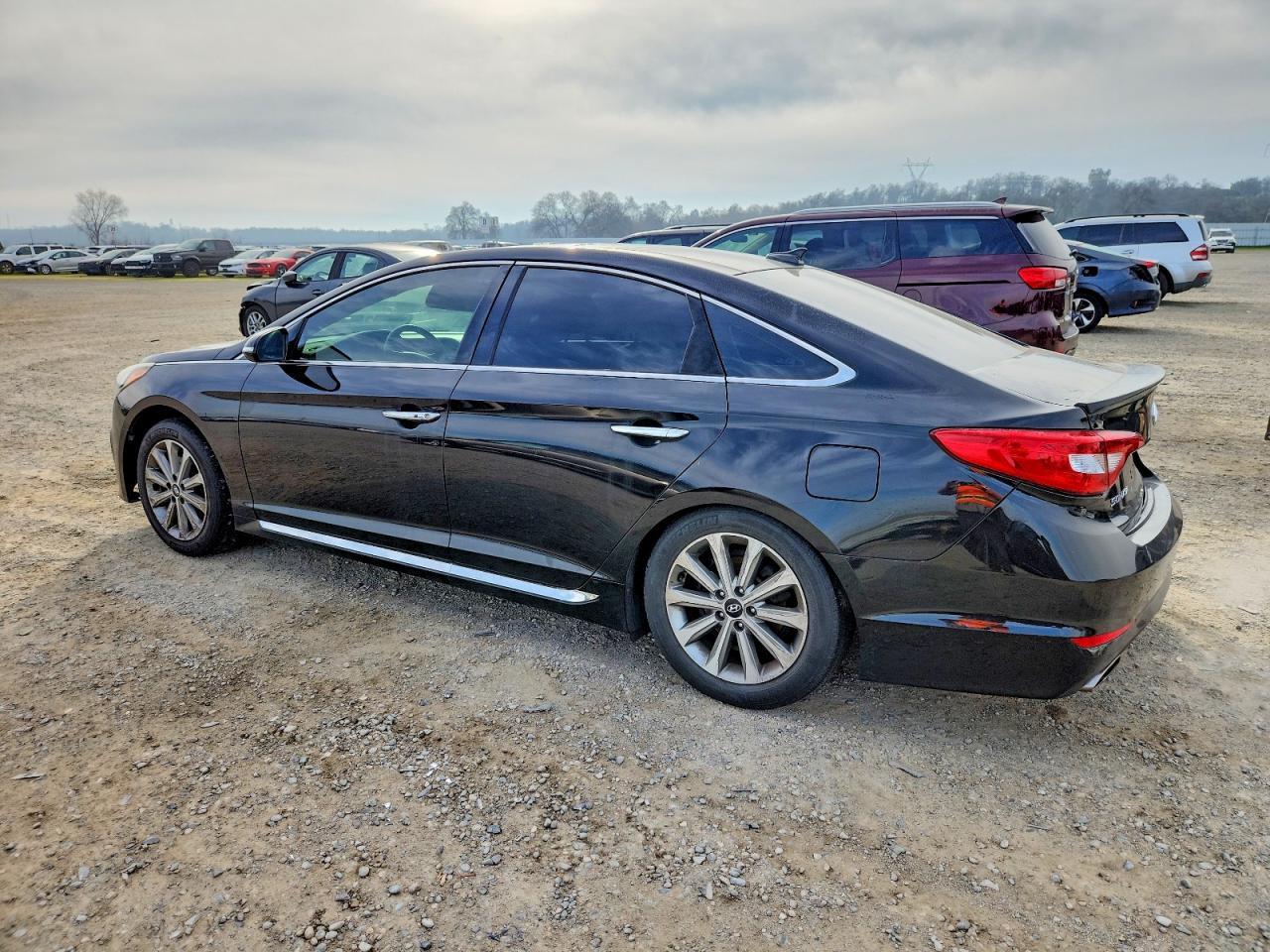 2016 HYUNDAI SONATA