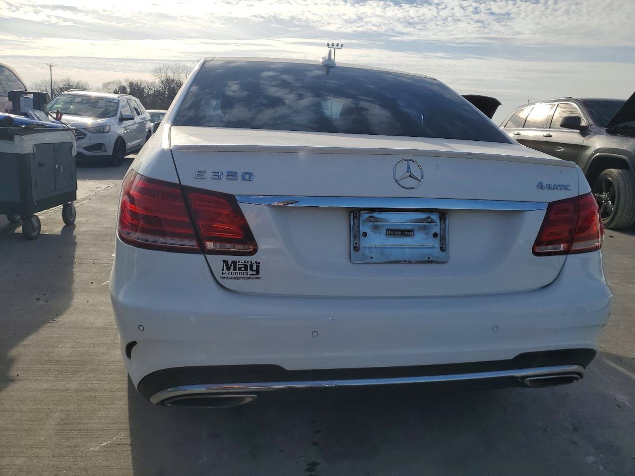 2014 MERCEDES-BENZ E-Class
