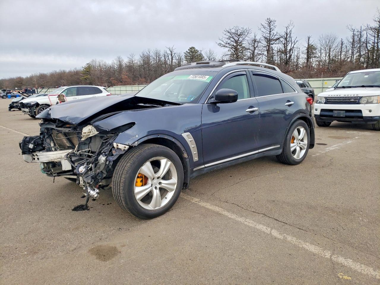 2011 INFINITI FX35