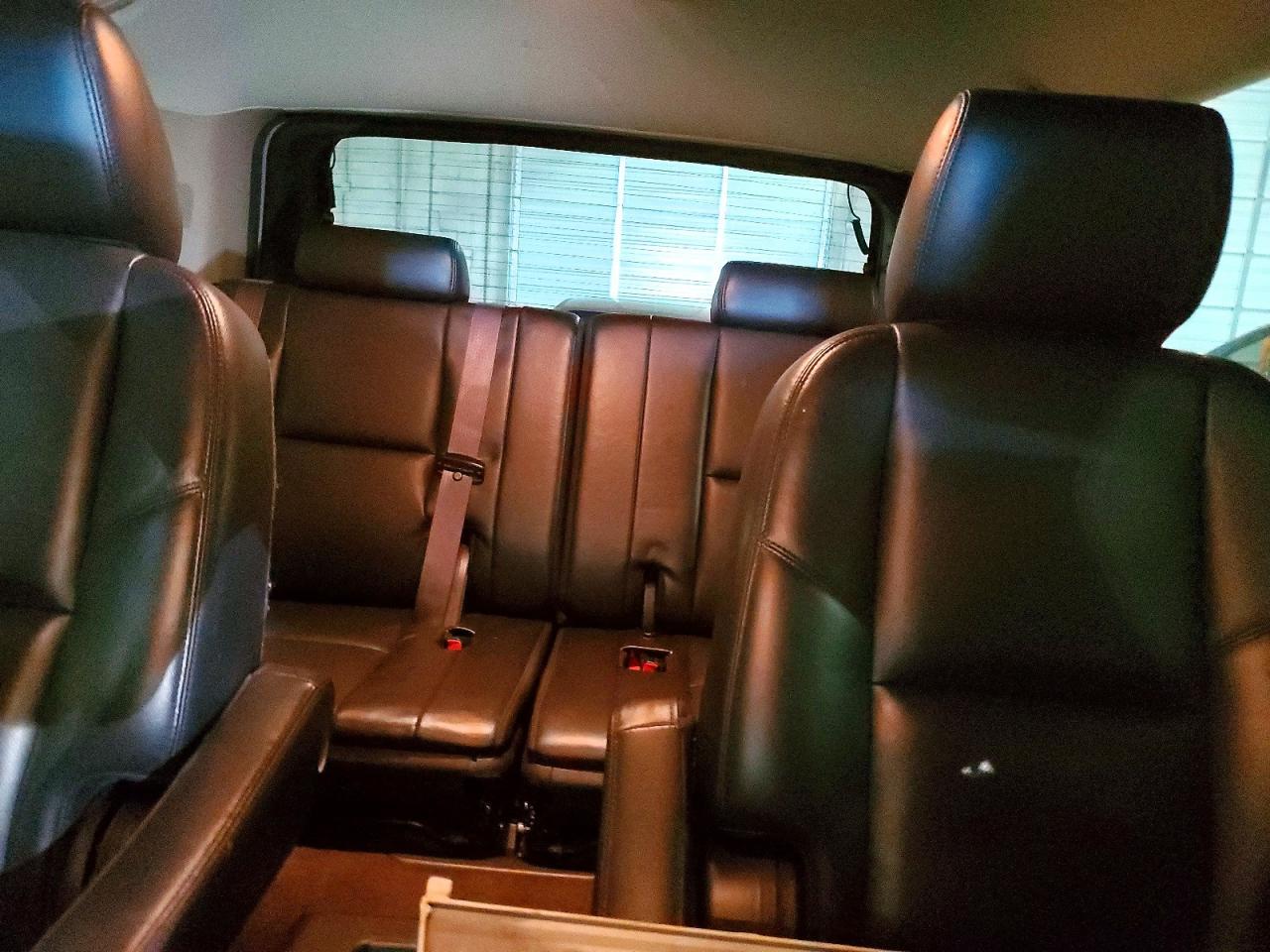 2011 CHEVROLET Tahoe