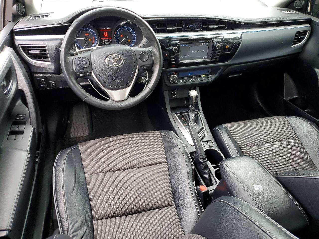 2016 TOYOTA COROLLA