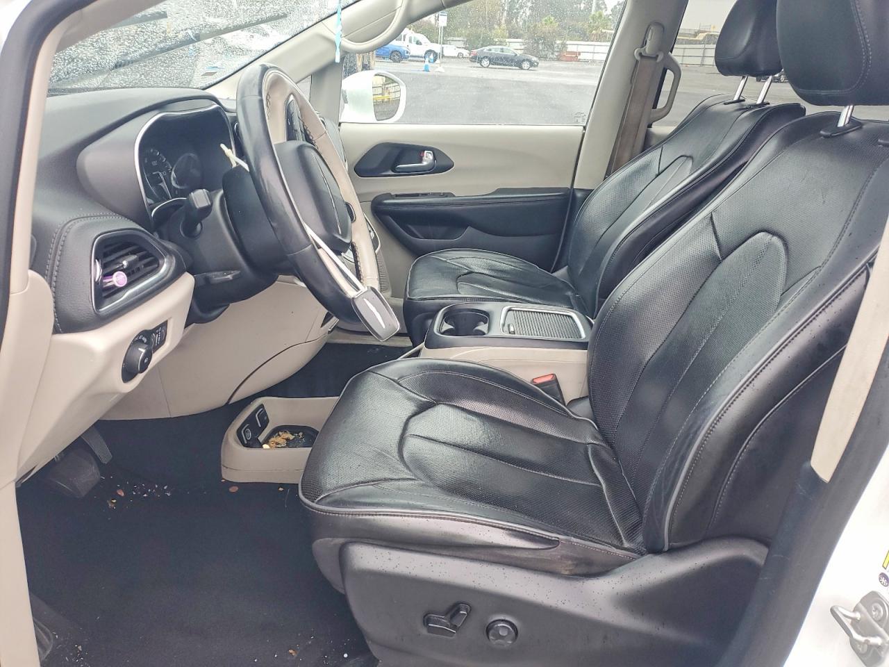 2020 CHRYSLER Pacifica