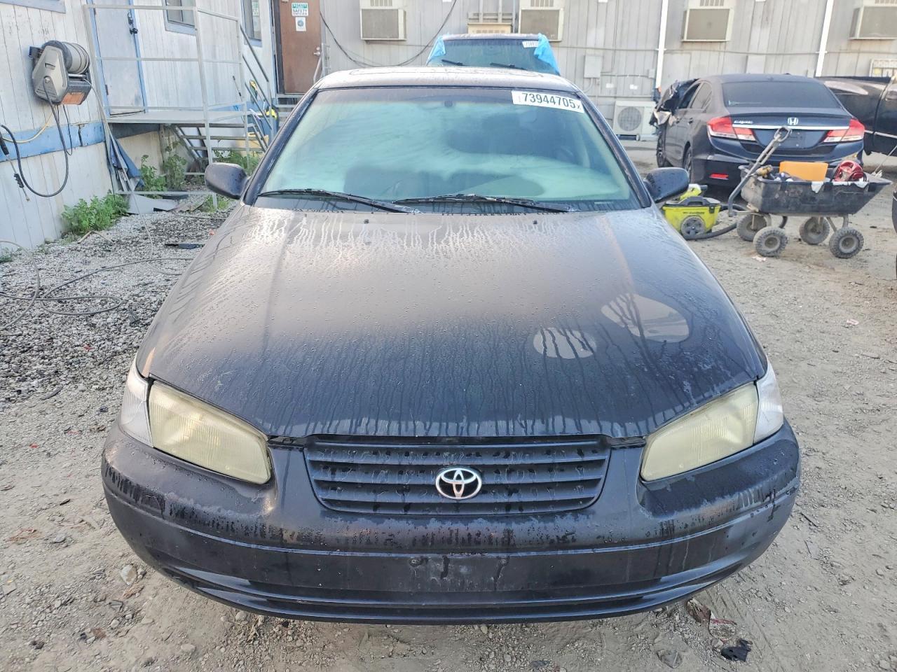 1997 TOYOTA CAMRY