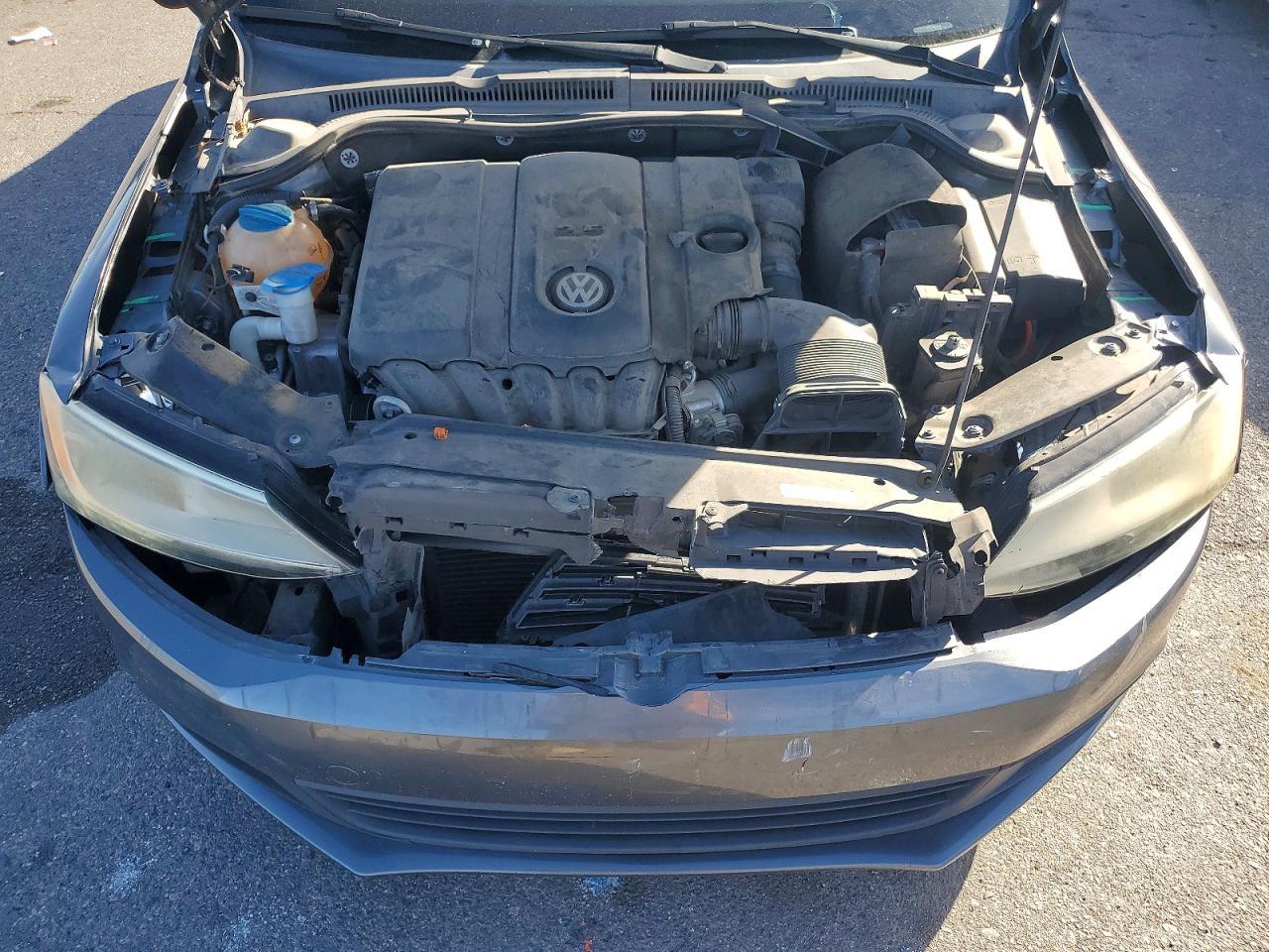 2013 VOLKSWAGEN JETTA