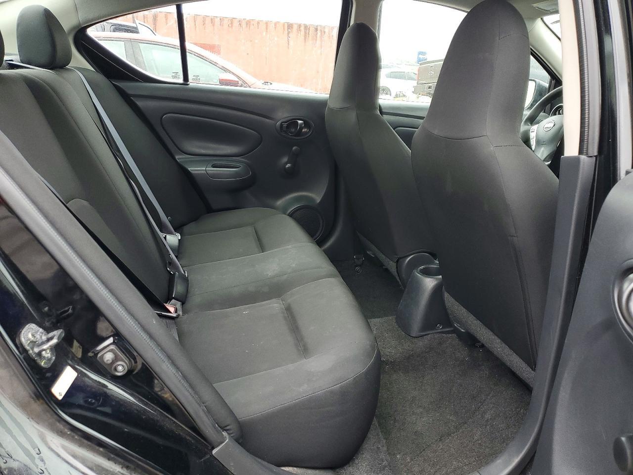 2016 NISSAN VERSA