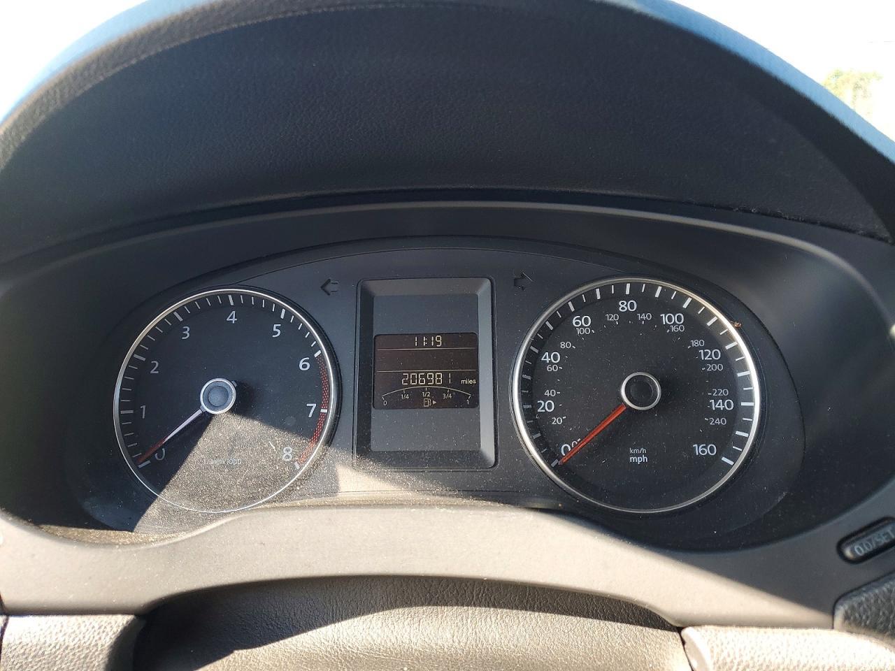 2012 VOLKSWAGEN JETTA